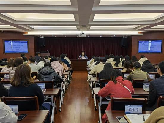 说明: f68ddf2bcc72ad144613a6ec6fb3f6f