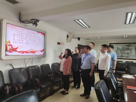 41b290c2aae40049fac8c49b4baaf8f